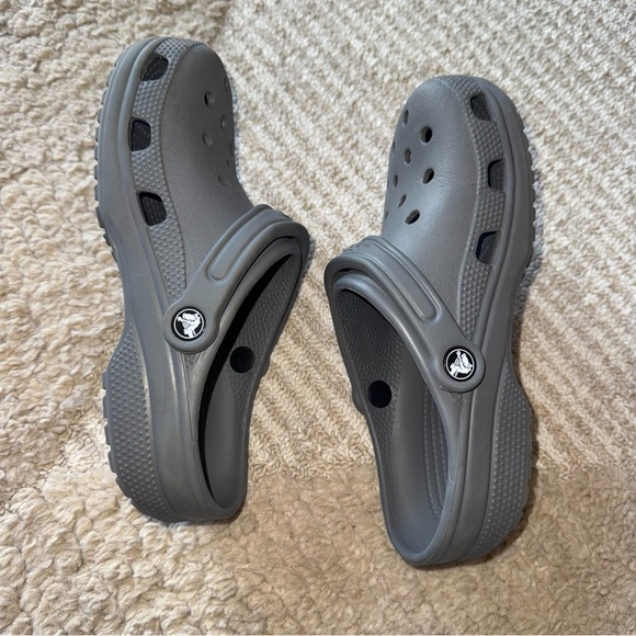 Gray Crocs - Picture 4 of 5
